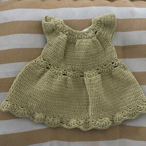 Kate Quinn with love from Africa crochet dress in green Size 0- 3months